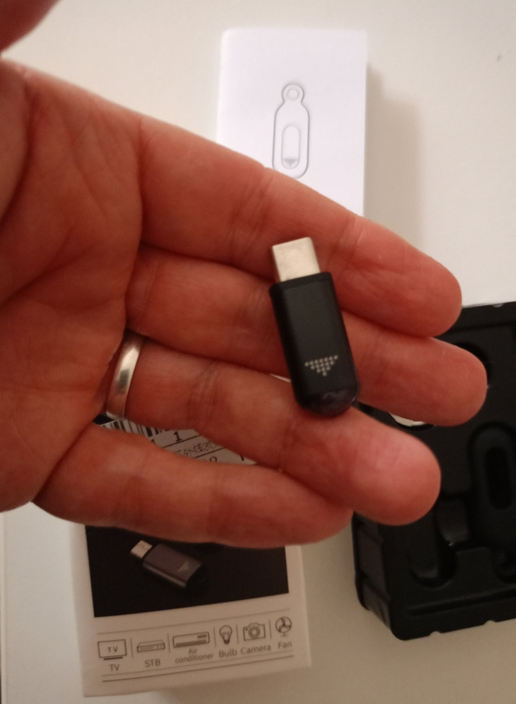 Adaptateur pour télécommande infrarouge